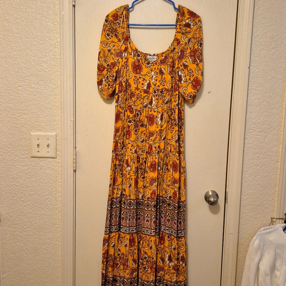 MAXI DRESS